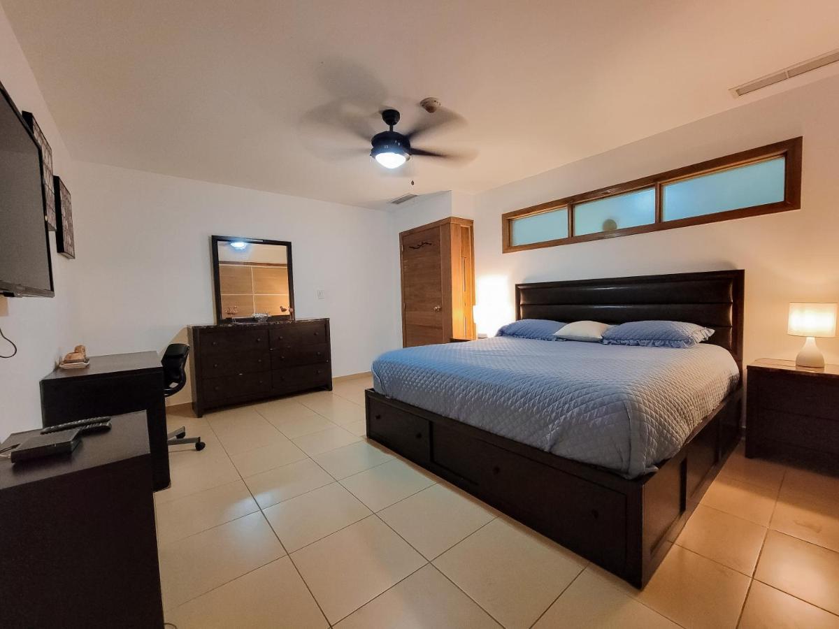 Marbella Towers Beachfront 2 Bedrooms Juan Dolio Extérieur photo
