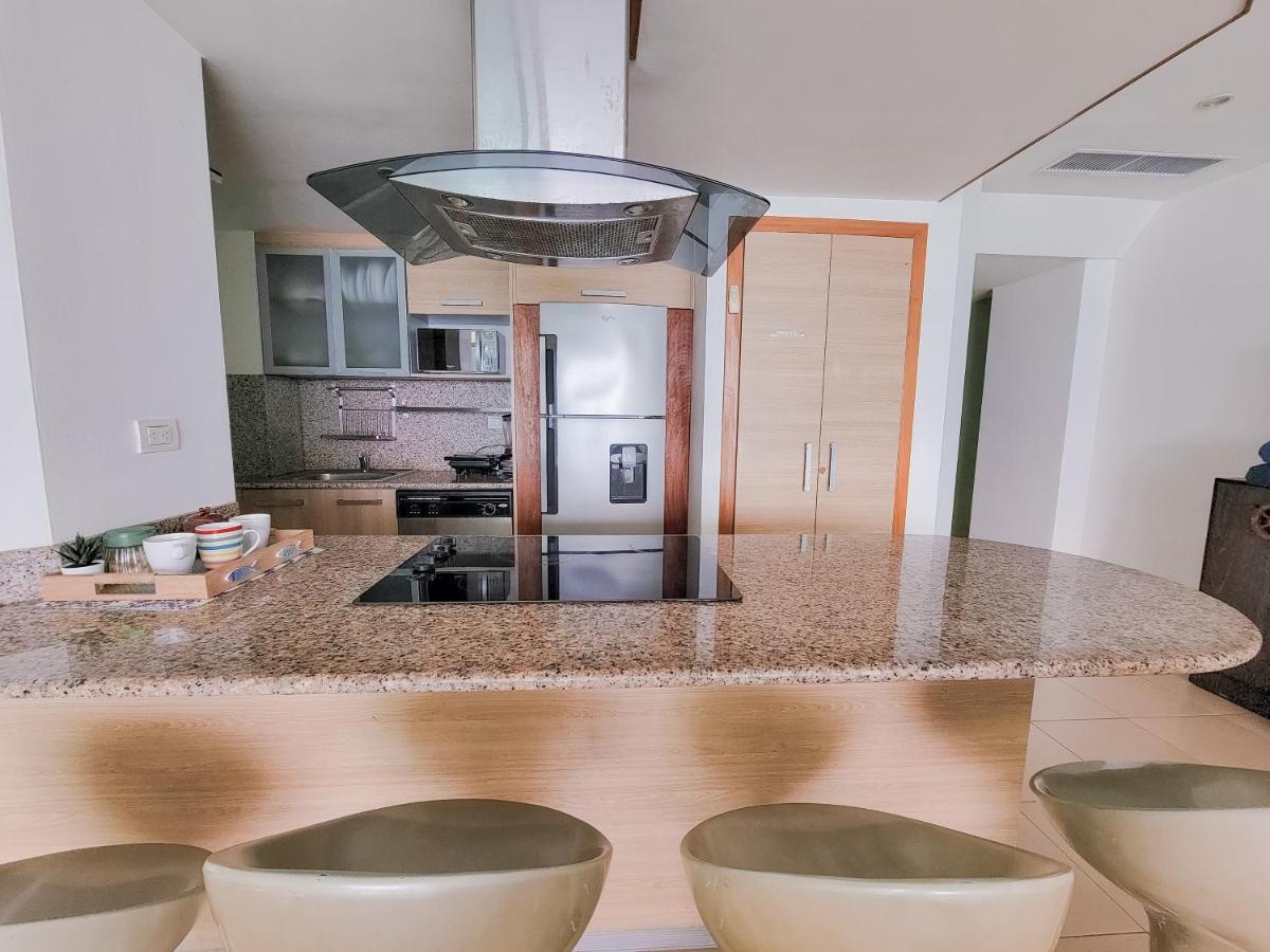 Marbella Towers Beachfront 2 Bedrooms Juan Dolio Extérieur photo